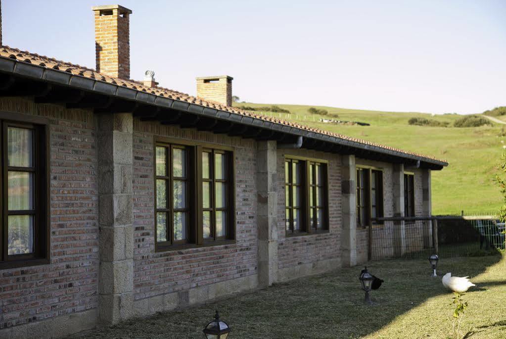 Penzion Posada La Roblera Orena Exteriér fotografie